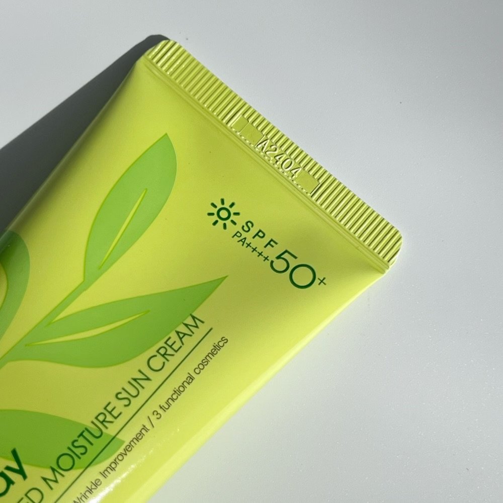 Farmstay green tea seed moisture sun cream - Image 2