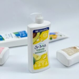 ST.Ives vitamin E & avocado hydrating body lotion