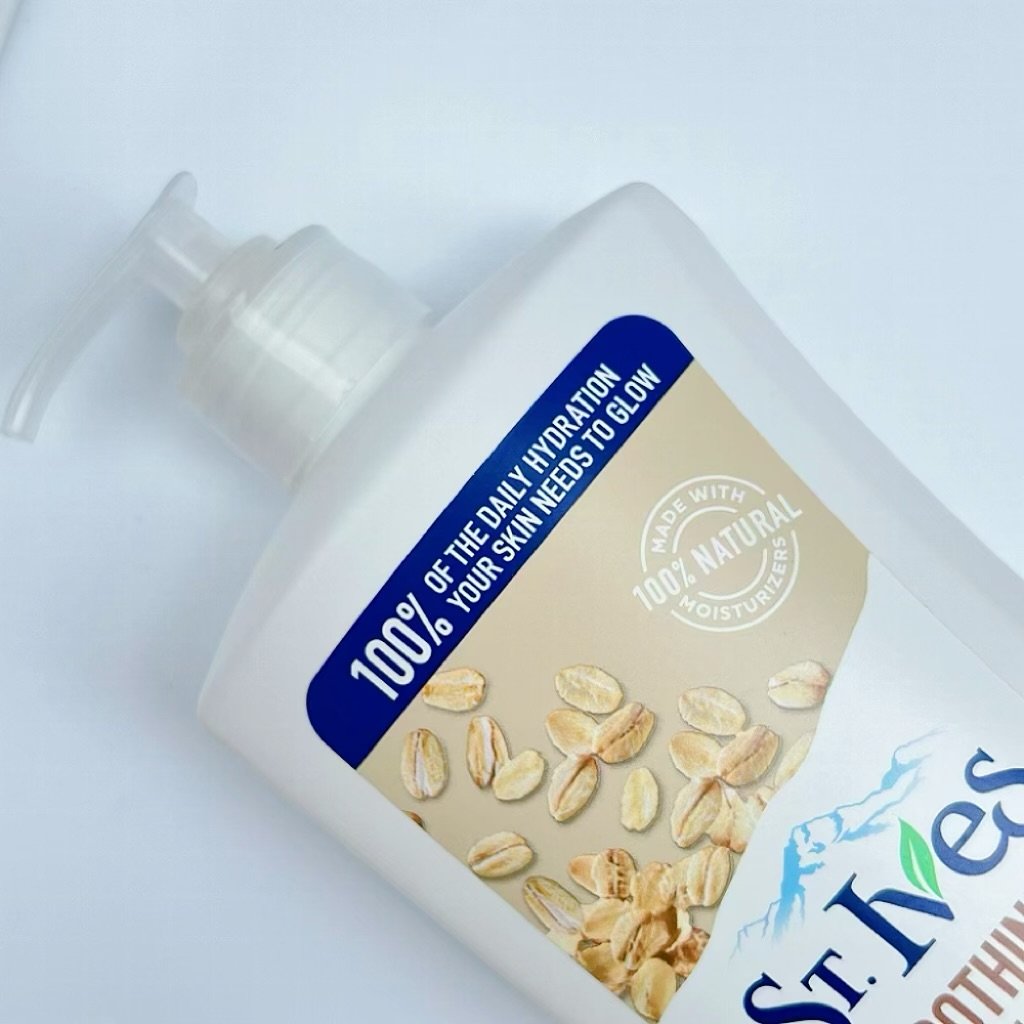 St. Ives soothing oatmeal & shea butter body lotion - Image 2