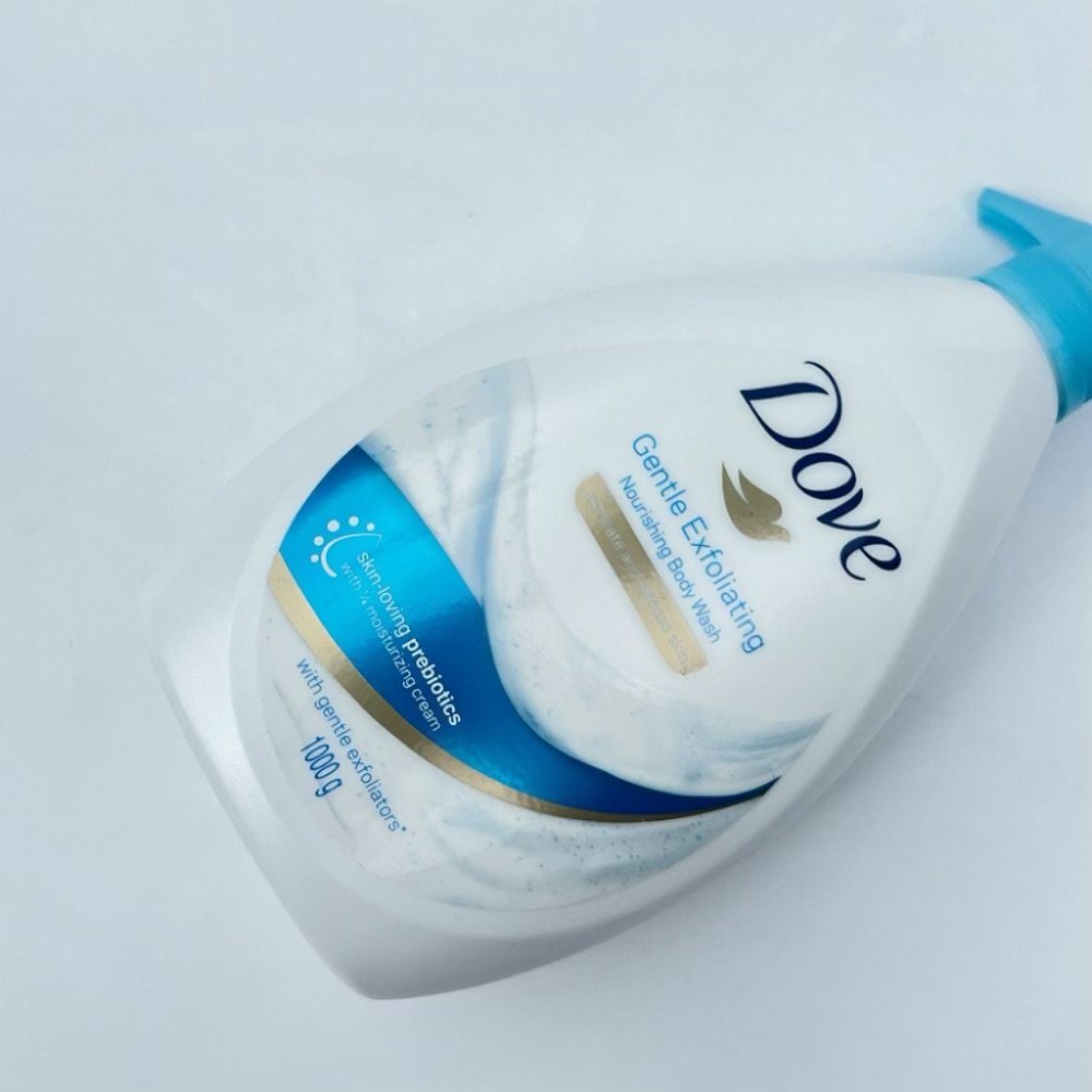 Dove gentle exfoliating nourishing body wash - Image 2