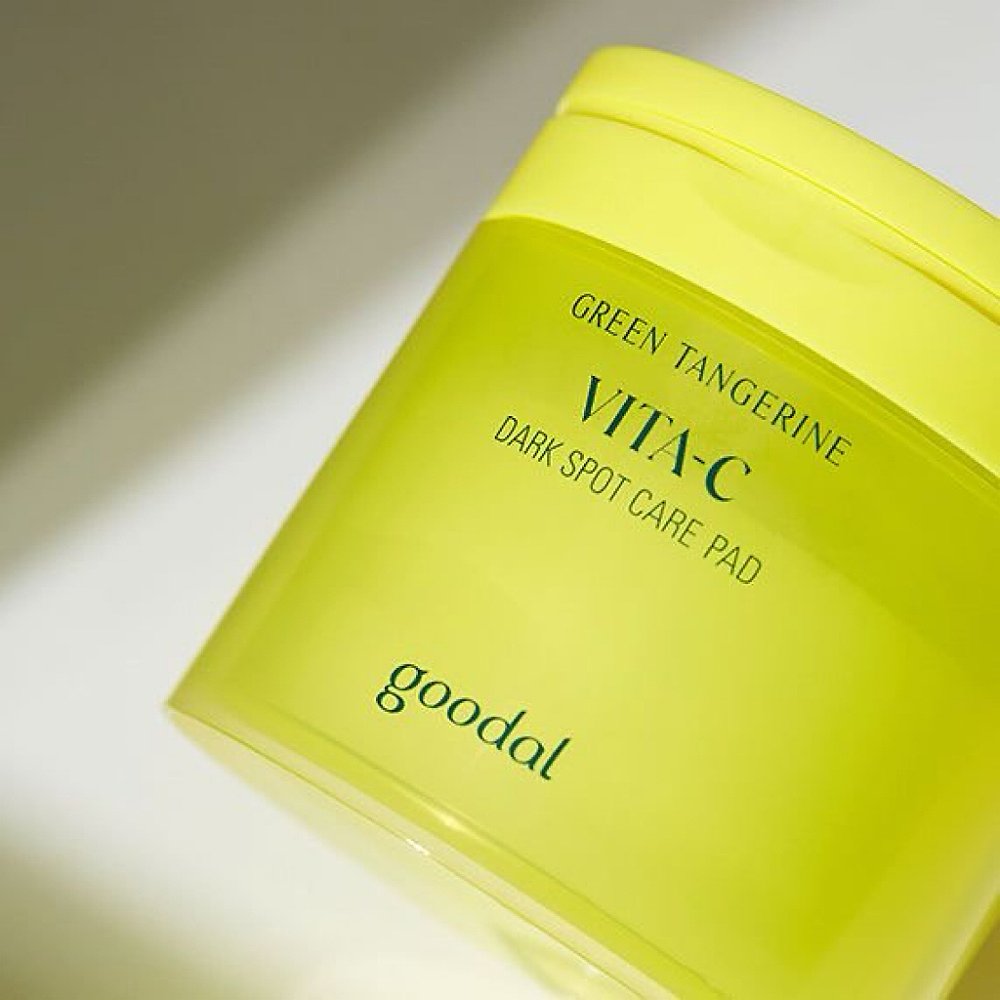 Goodal vita-c dark spot care pad